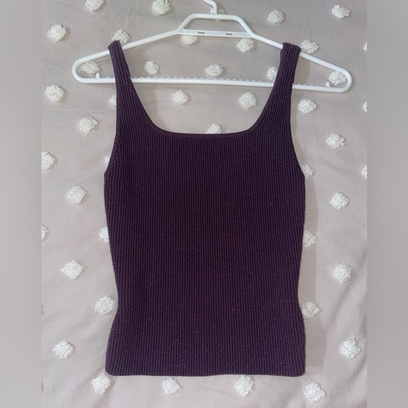 Aritzia Tops - Aritzia contour top size small in maroon purple